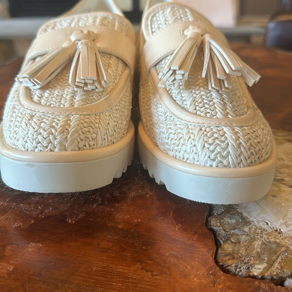 New Franco Sarto beige Rattan slip on loafers 7.5 - Picture 7 of 8